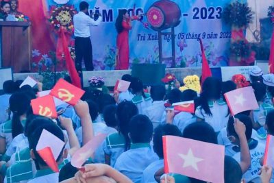 Lễ KHAI GIẢNG NĂM HỌC 2022- 2023 RỘN RÀNG VÀ ĐONG ĐẦY CẢM XÚC. 860 HỌC SINH ĐÃ BƯỚC VÀO NĂM HỌC MỚI.